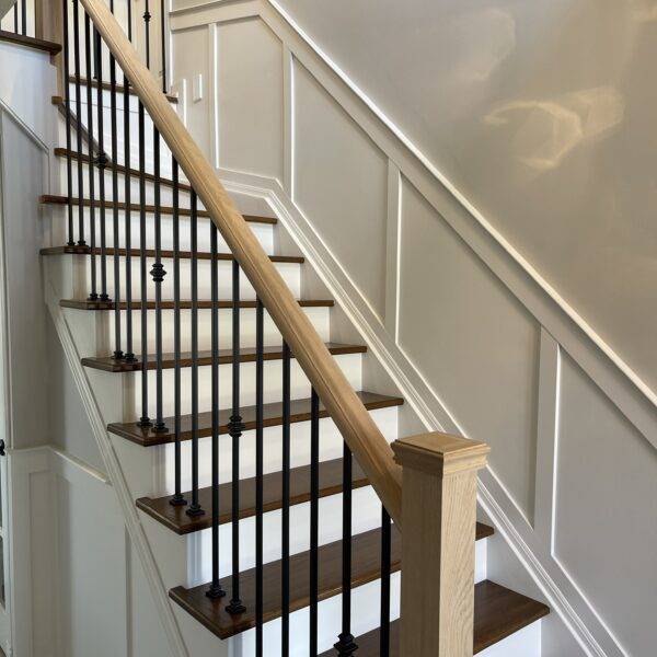 Interior railings in wood, glass or steel is our expertise at Bloor Railing in Oshawa.